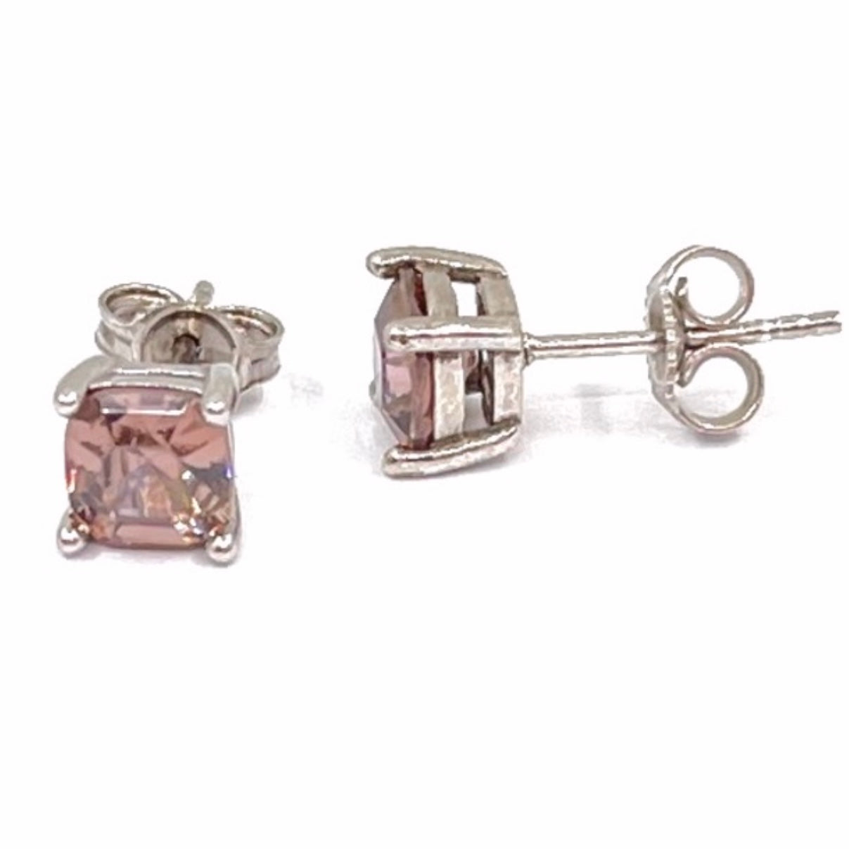Cercei cu zirconiu roz pudrat
