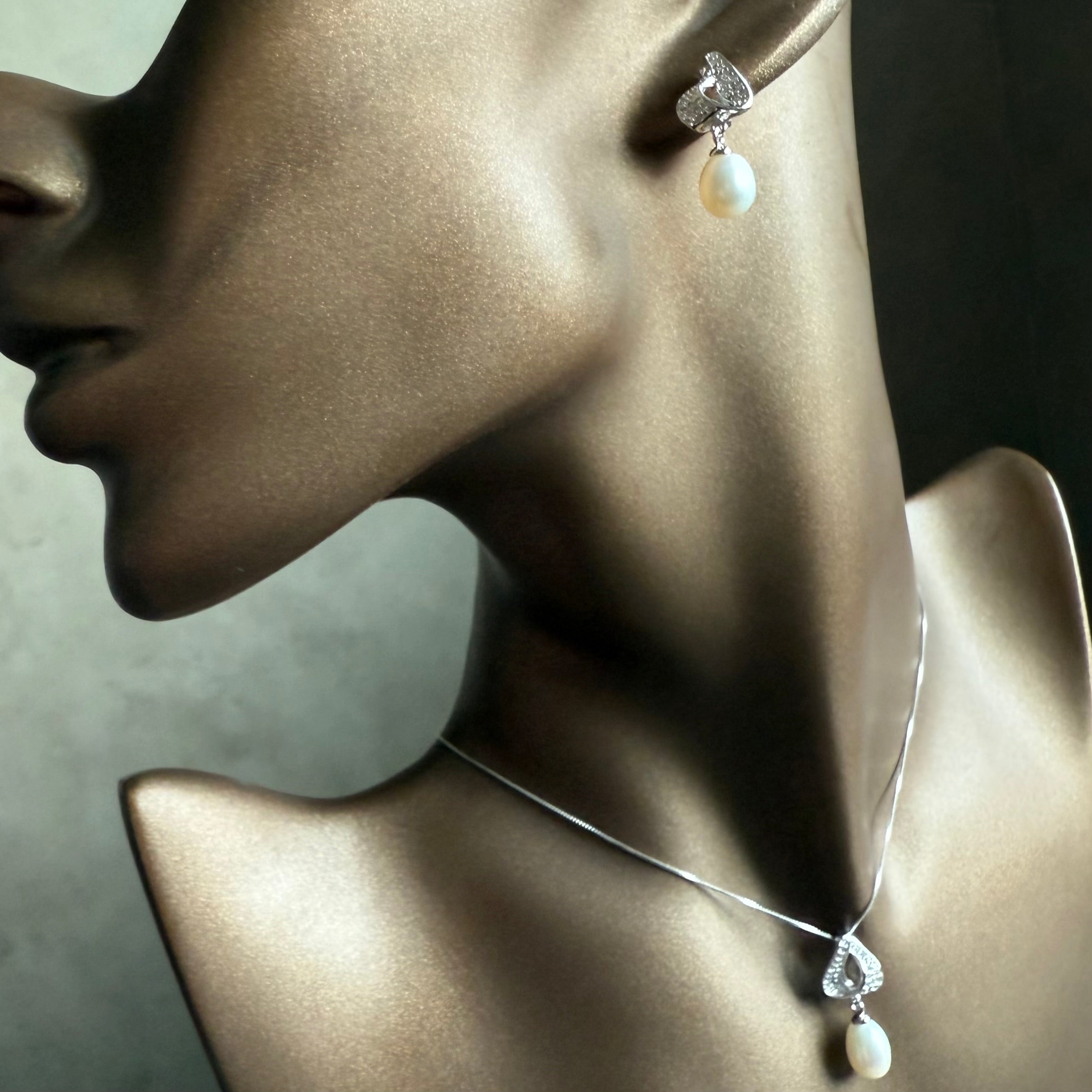 Set cu perle din argint - Dinuzete