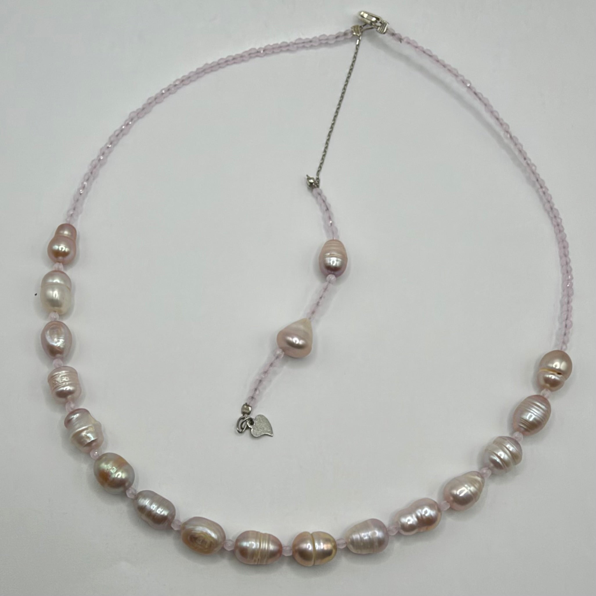 Colier perle roz- Dinuzete 236
