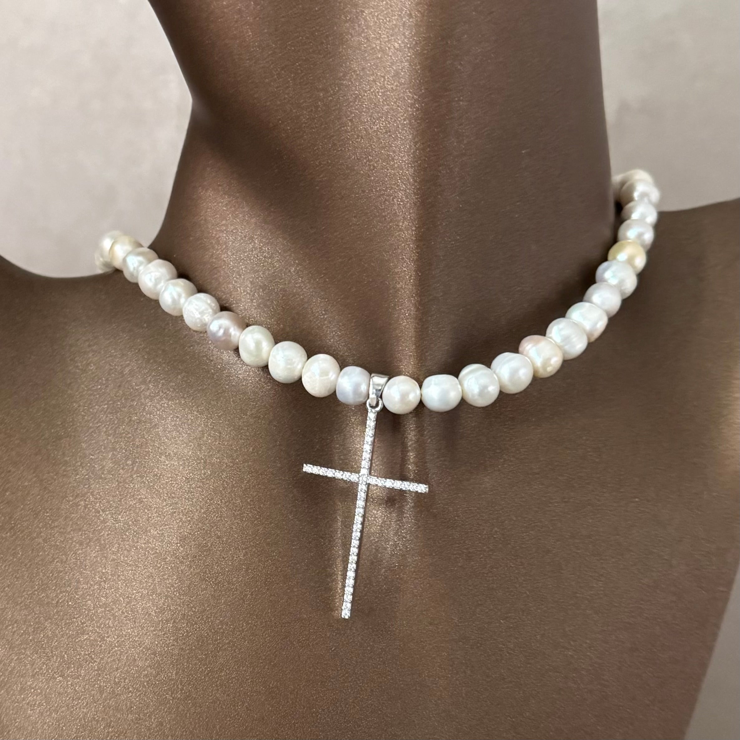 Colier cruce perle - D045