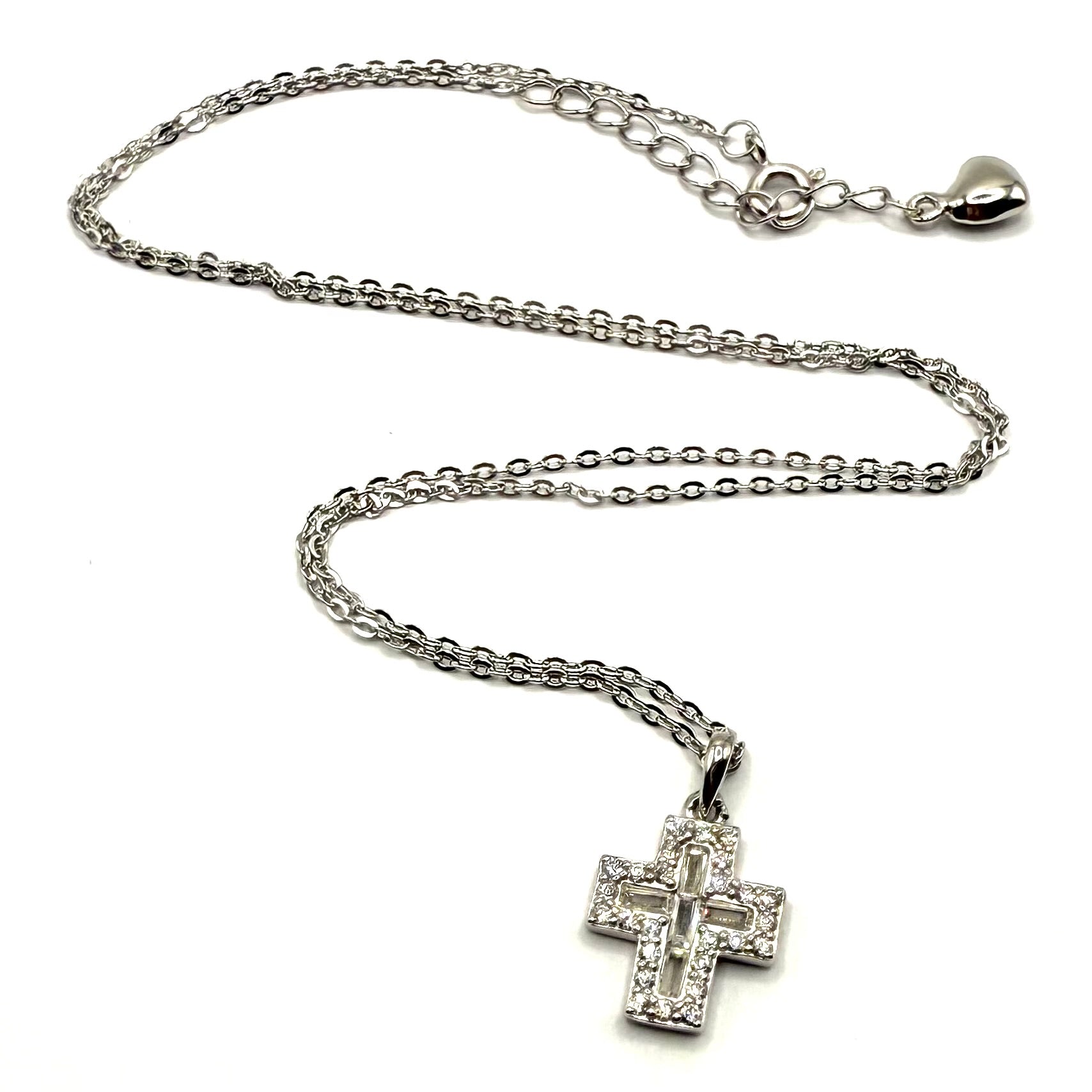 Lantisor cu cruciulită