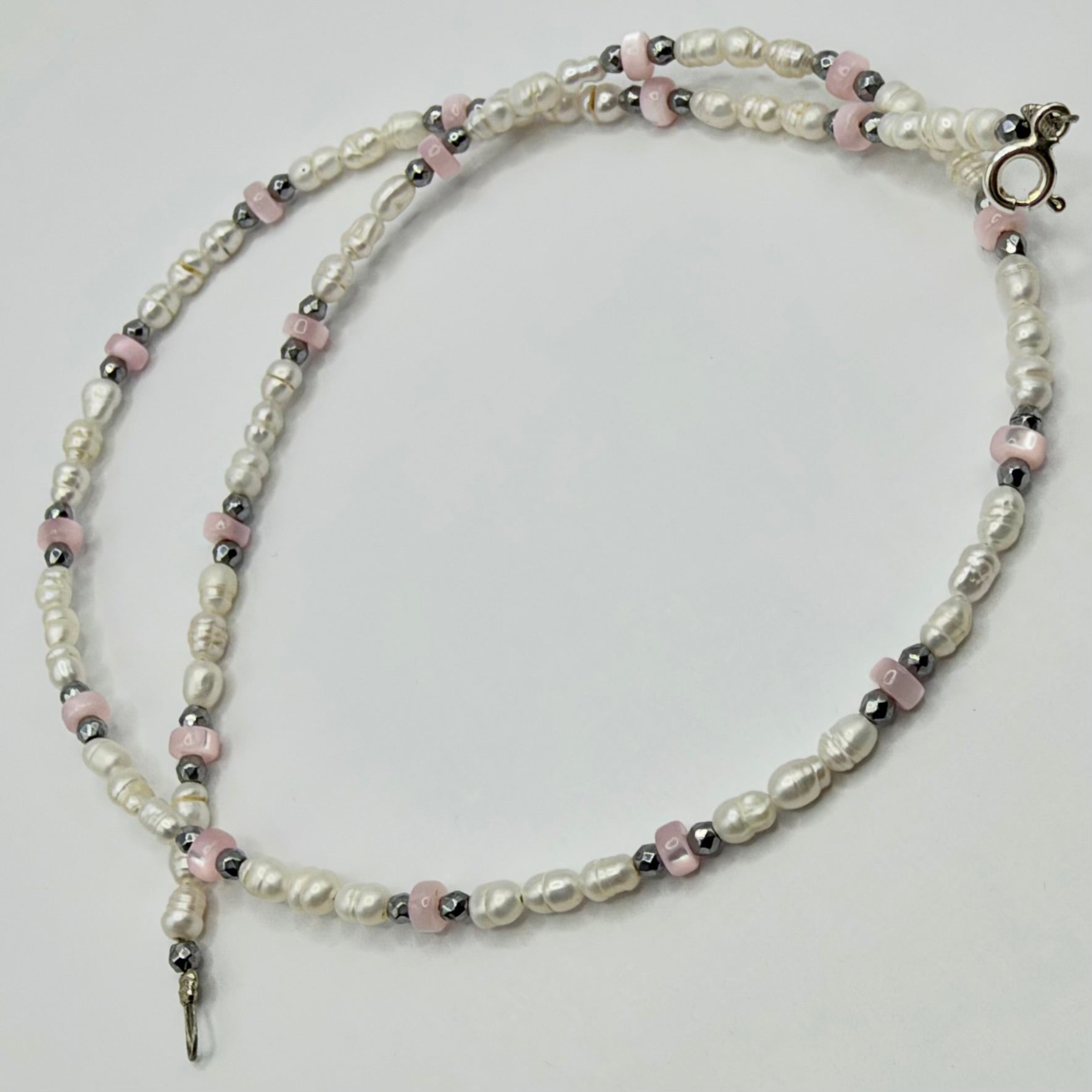 Colier perle Dinuzete 107