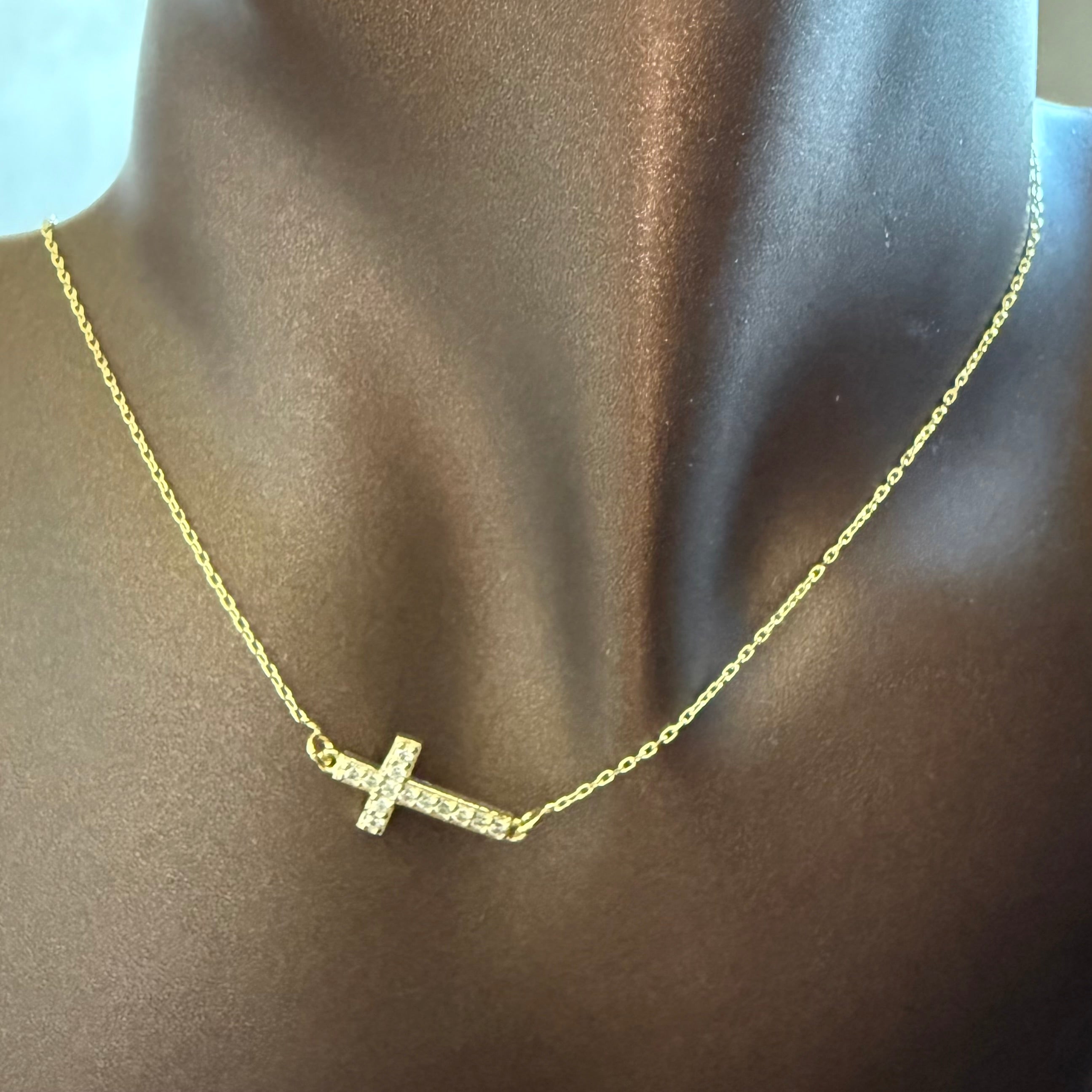 Colier cruce Ag gold